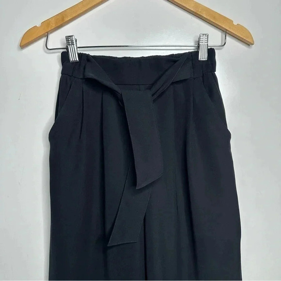 Lululemon Black Noir Tie Waist Crop Pants Size 2 - Picture 5 of 13